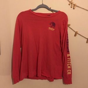 Long sleeve tee
